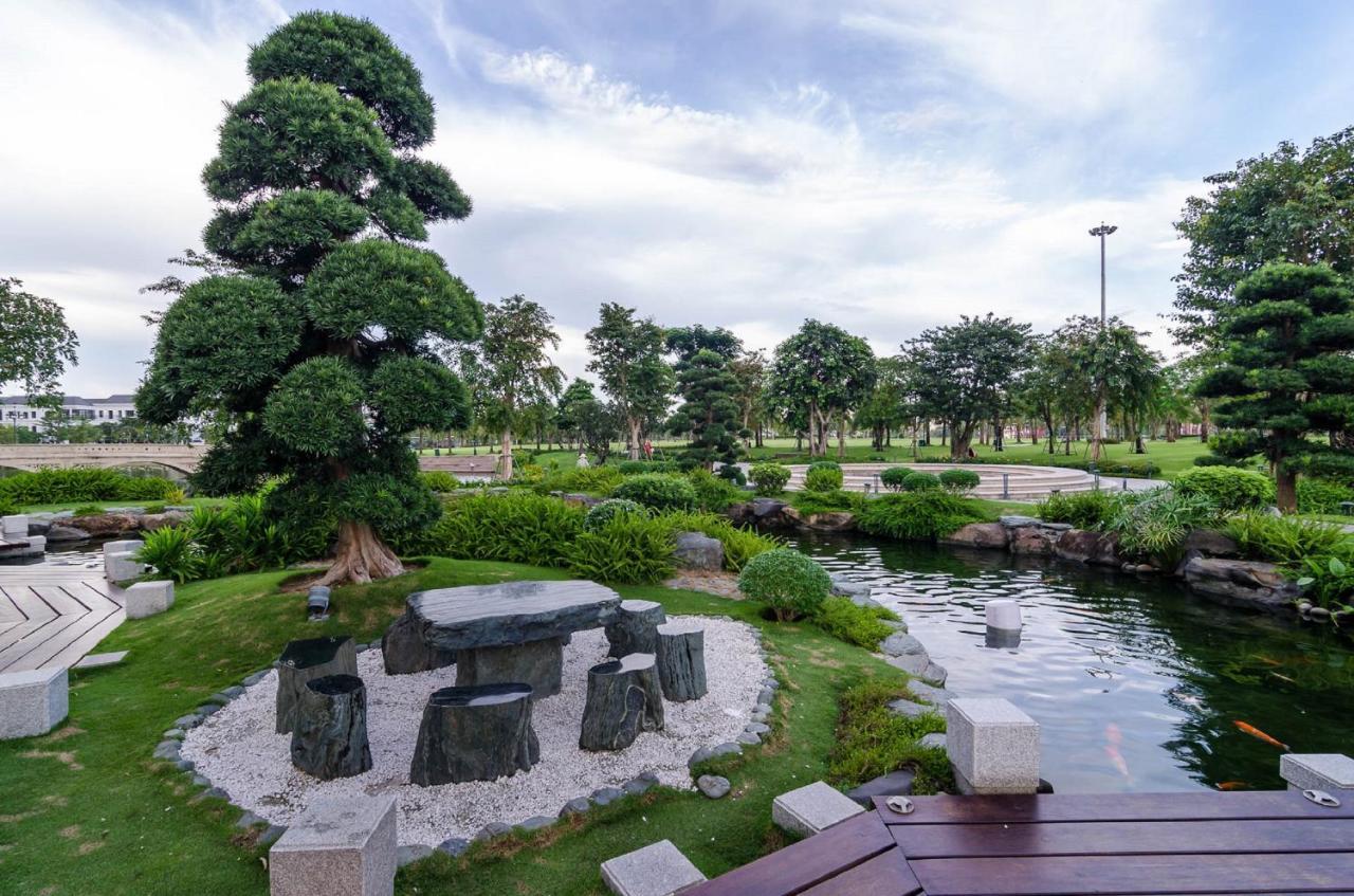 Hoasun Boutique - Vinhomes Park Căn hộ *